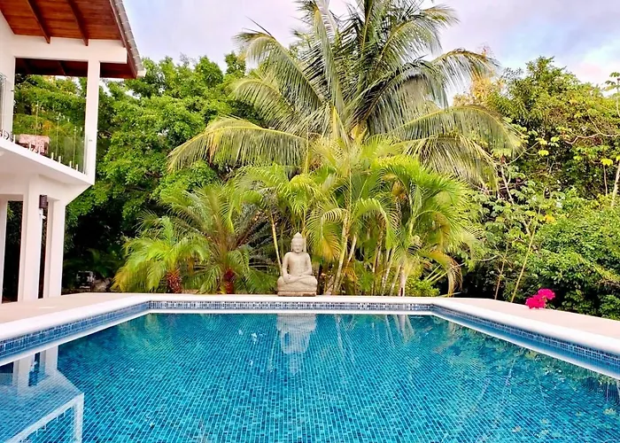 Azul Guest house 4*