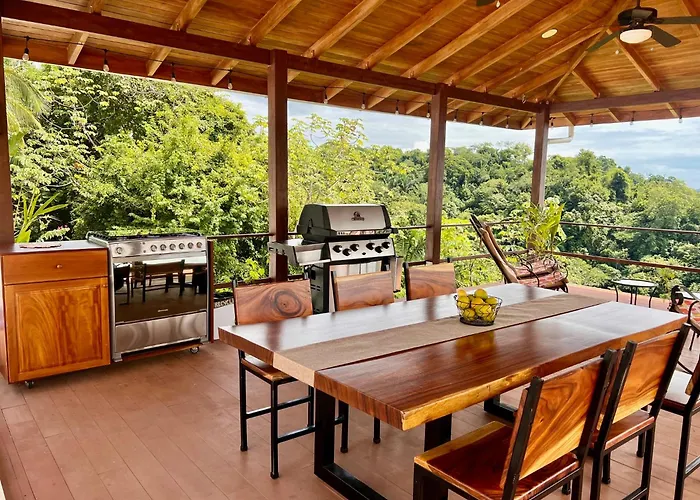 Azul Guest house 4*